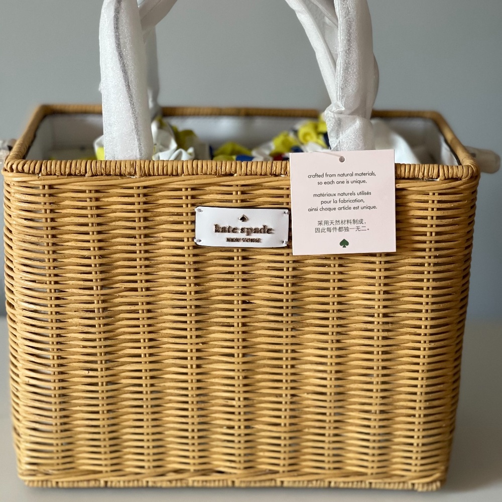 NWT Kate Spade Sam Wicker Lemon Zest